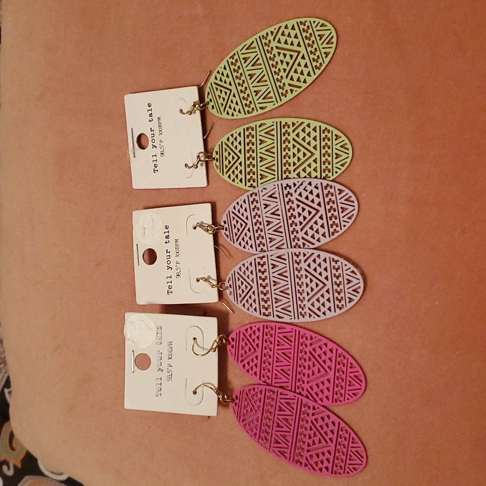 Tell Your Tale Earrings- set of 3